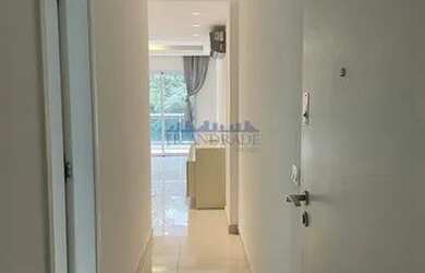 Imagem: O apartamento possui 3 Dormitórios, 2 Banheiros, 2 Vagas na