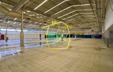 Imagem 1: Espetacular Galpão - venda por R$ 15.000.000 ou aluguel por R$ 80.000/mês...