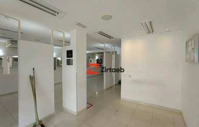 Imagem: O depósito possui 250m² de Área e está localizado em Tijuca