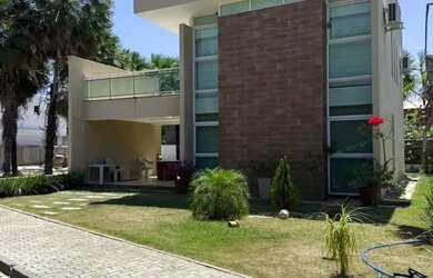 Imagem: A casa em condomínio possui 3 Dormitórios, 4 Banheiros, 2