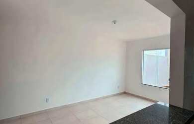 Imagem 3: Casa Nova 2/4 com Corredor Lateral Pronta para Morar no Mangabeira