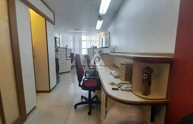 Imagem: O depósito possui 2 Vagas na garagem, 53m² de Área, Imóvel