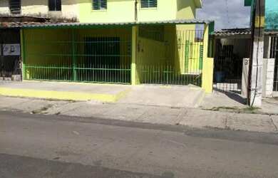 Imagem: A casa em condomínio possui 3 Dormitórios, 1 Banheiro, 1 Vaga