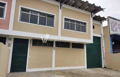 Imagem: O depósito possui 5 Vagas na garagem, 295m² de Área e está