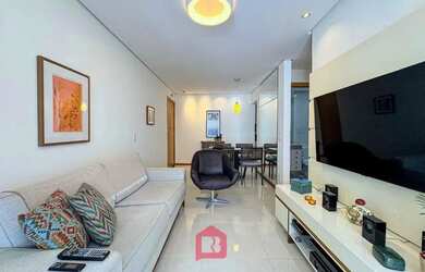 Imagem: O apartamento possui 2 Dormitórios, 2 Banheiros, 1 Vaga na