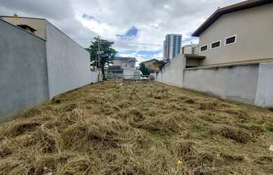 Imagem: O terreno possui 312m² de Área e está localizado em Loteamento