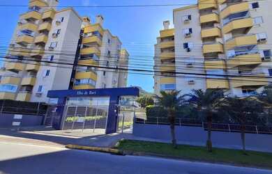 Imagem: O apartamento possui 2 Dormitórios, 2 Banheiros e 67m² de