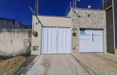 Imagem: A casa possui 2 Dormitórios, 4 Banheiros, 2 Vagas na garagem