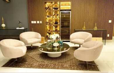 Imagem: A casa em condomínio possui 5 Dormitórios, 5 Banheiros, 2