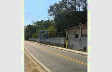 Imagem: O terreno possui 351m² de Área e está localizado em Colônia