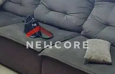 Imagem: A casa possui 3 Dormitórios, 2 Banheiros, 4 Vagas na garagem