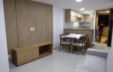 Imagem: O apartamento possui 2 Dormitórios, 2 Banheiros, 2 Vagas na