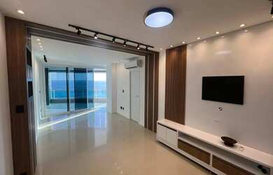 Imagem: O apartamento possui 3 Dormitórios, 4 Banheiros, 2 Vagas na