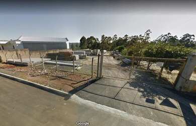 Imagem: O terreno possui 2.157m² de Área e está localizado em Orfãs