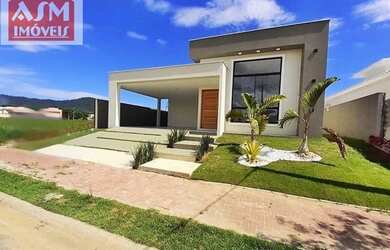 Imagem: A casa em condomínio possui 3 Dormitórios, 3 Banheiros, 2