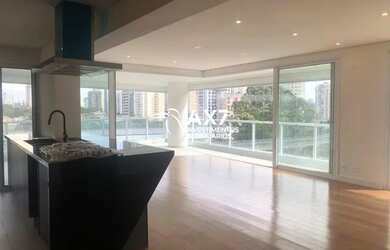 Imagem: O apartamento possui 4 Dormitórios, 4 Banheiros, 3 Vagas na