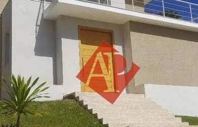 Imagem: A casa em condomínio possui 5 Dormitórios, 5 Banheiros, 5