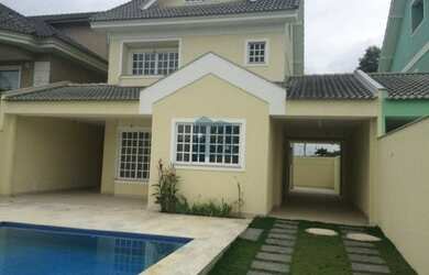 Imagem: A casa possui 2 Dormitórios e está localizado em Centro