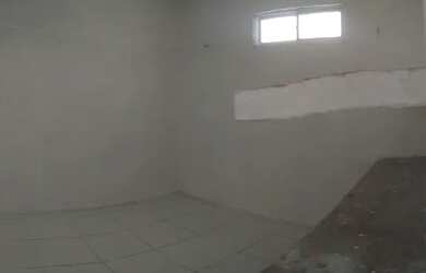 Imagem 4: Alugo casa grande. Varanda, 60m² de Área, 1 Banheiroe2 Dormitórios