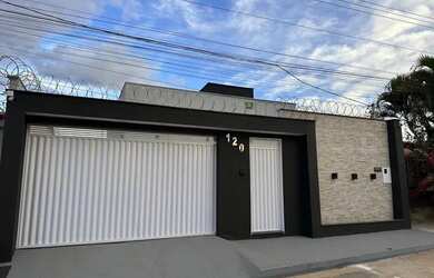 Imagem 2: CASA. Piscina, Churrasqueira, 200m² de Áreae3 Vagas na garagem