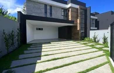 Imagem: A casa possui 3 Dormitórios, 2 Banheiros, 5 Vagas na garagem