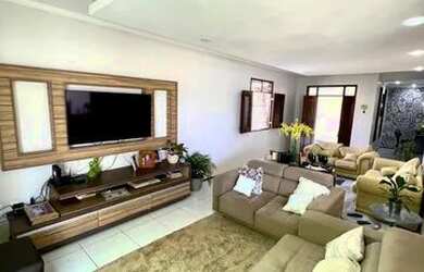 Imagem: A casa em condomínio possui 4 Dormitórios, 4 Banheiros, 4