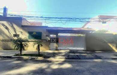 Imagem: A casa possui 2 Dormitórios, 1 Banheiro, 1 Vaga na garagem