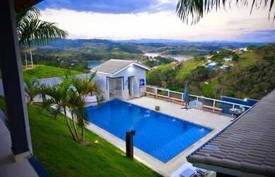 Imagem: A casa em condomínio possui 3 Dormitórios, 5 Banheiros, 5