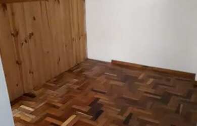 Imagem: A kitnet possui 1 Dormitório, 1 Banheiro e está localizado