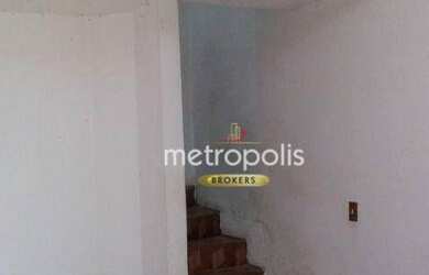 Imagem: A casa possui 2 Dormitórios, 1 Banheiro, 1 Vaga na garagem