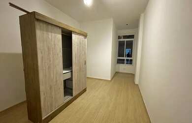 Imagem 10: Apartamento, sala e quarto com 45m2, vista livre, sol da manhã, quadra da Praia do Flameng