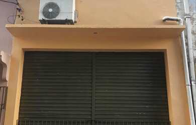 Imagem: O depósito possui 180m² de Área e está localizado em Campina