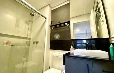 Imagem 15: Apartamento com móveis planejados à vendam de 2 dormitórios, bairro...