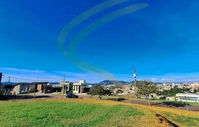 Imagem: O terreno possui 562m² de Área e está localizado em Bragança