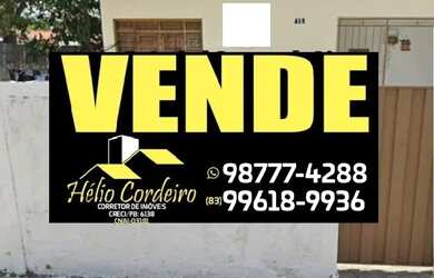 Imagem: A casa possui 3 Dormitórios, 1 Banheiro, 1 Vaga na garagem