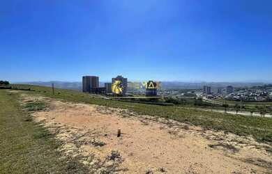Imagem: O terreno possui 330m² de Área e está localizado em Urbanova