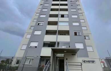 Imagem: O apartamento possui 2 Dormitórios, 1 Banheiro, 2 Vagas na