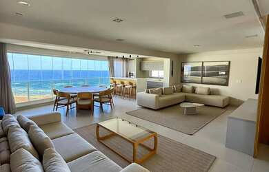 Imagem: O apartamento possui 4 Dormitórios, 5 Banheiros, 4 Vagas na