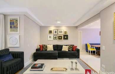 Imagem: O apartamento possui 3 Dormitórios, 1 Banheiro, 3 Vagas na