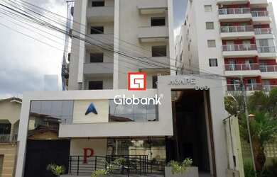 Imagem 2: Apartamento em Montes Claros, no bairro Sagrada Família, à venda