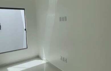 Imagem: A casa em condomínio possui 3 Dormitórios, 2 Banheiros, 2