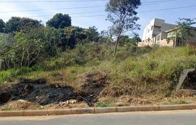 Imagem: O terreno possui 360m² de Área e está localizado em São