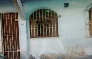 Imagem: A casa possui 1 Dormitório, 1 Banheiro e está localizado