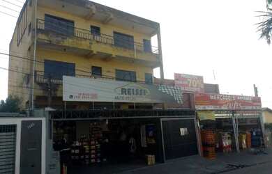 Imagem: A casa possui 3 Dormitórios, 3 Banheiros, 2 Vagas na garagem