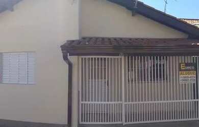 Imagem: A casa possui 3 Dormitórios, 2 Banheiros e 76m² de Área e