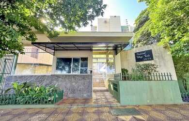 Imagem: O apartamento possui 3 Dormitórios, 1 Banheiro, 1 Vaga na garagem