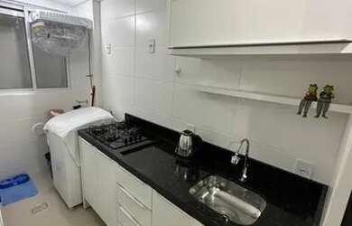 Imagem: O apartamento possui 2 Dormitórios, 1 Banheiro, 1 Vaga na garagem