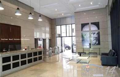 Imagem: O depósito possui 5 Vagas na garagem, 370m² de Área e está