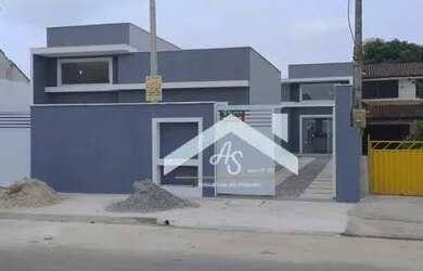 Imagem: A casa possui 2 Dormitórios, 2 Banheiros, 2 Vagas na garagem