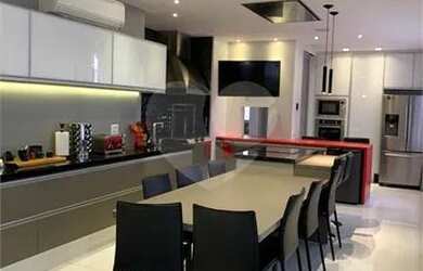 Imagem: O apartamento possui 3 Dormitórios, 3 Banheiros, 3 Vagas na